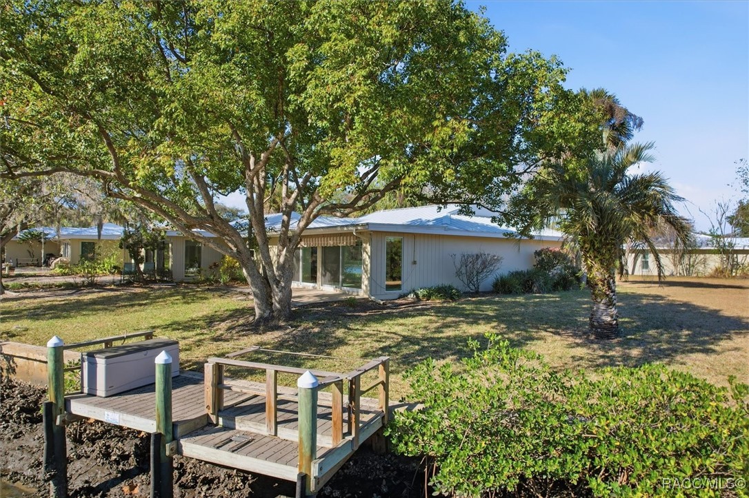 11372 W Bayshore Drive