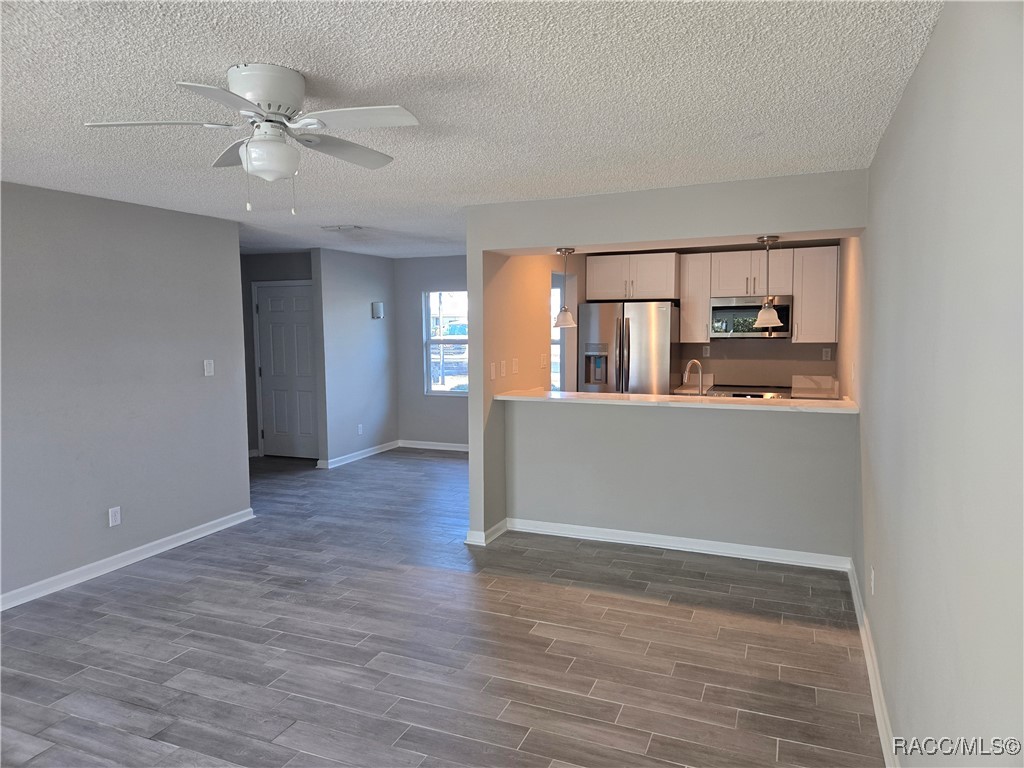 11599 W Kingfisher Court