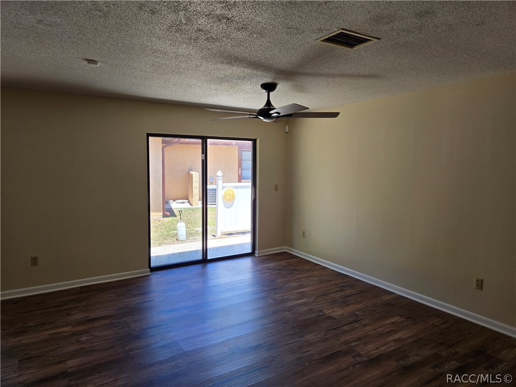 79 Chinaberry Circle