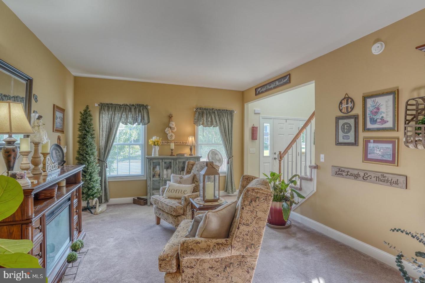 352 Chestnut Ridge Dr