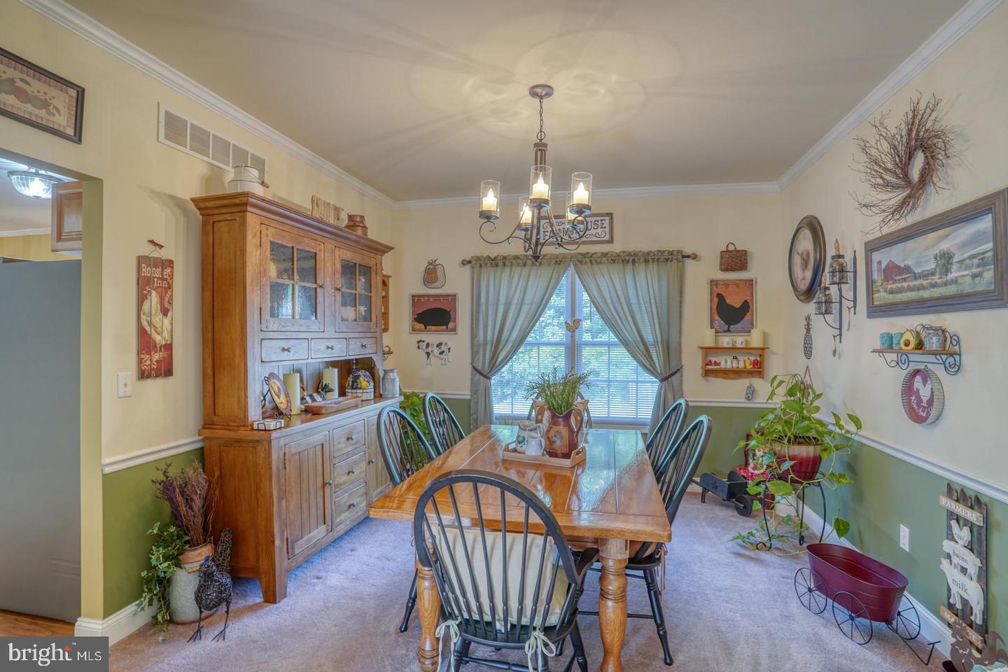 352 Chestnut Ridge Dr