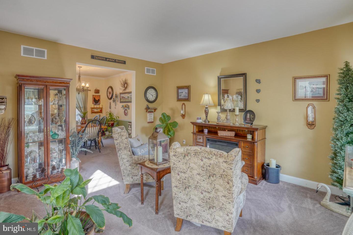 352 Chestnut Ridge Dr