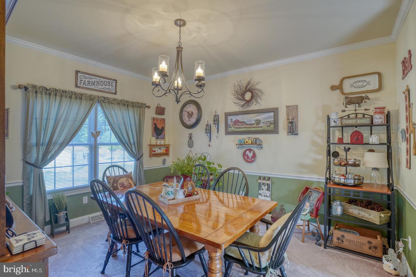 352 Chestnut Ridge Dr