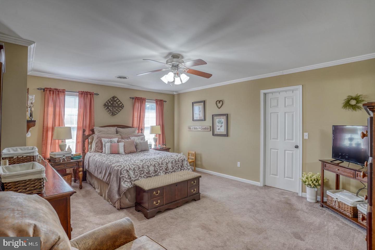 352 Chestnut Ridge Dr