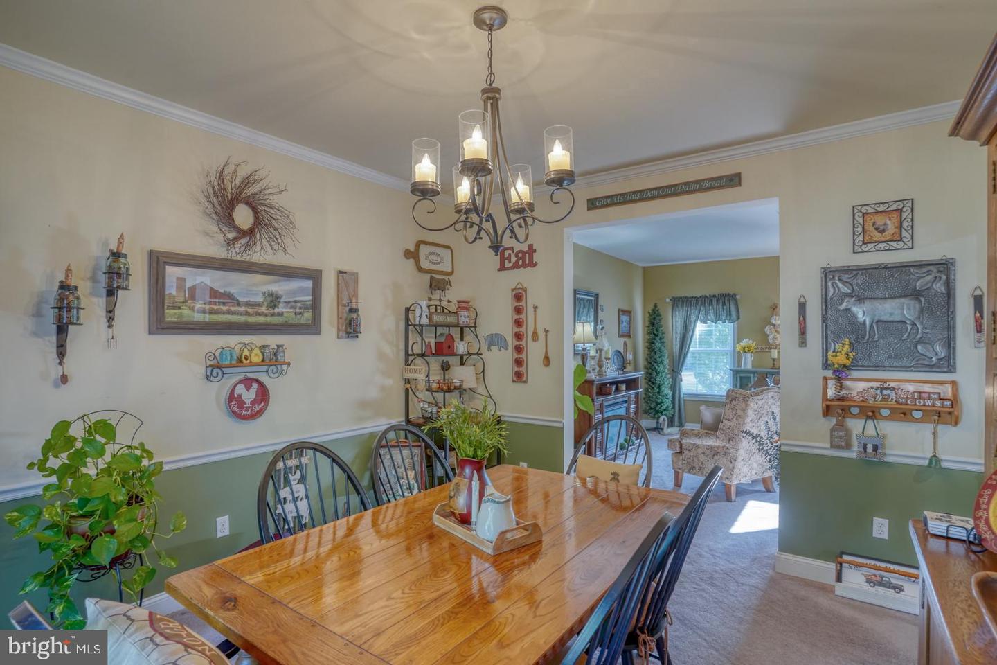 352 Chestnut Ridge Dr