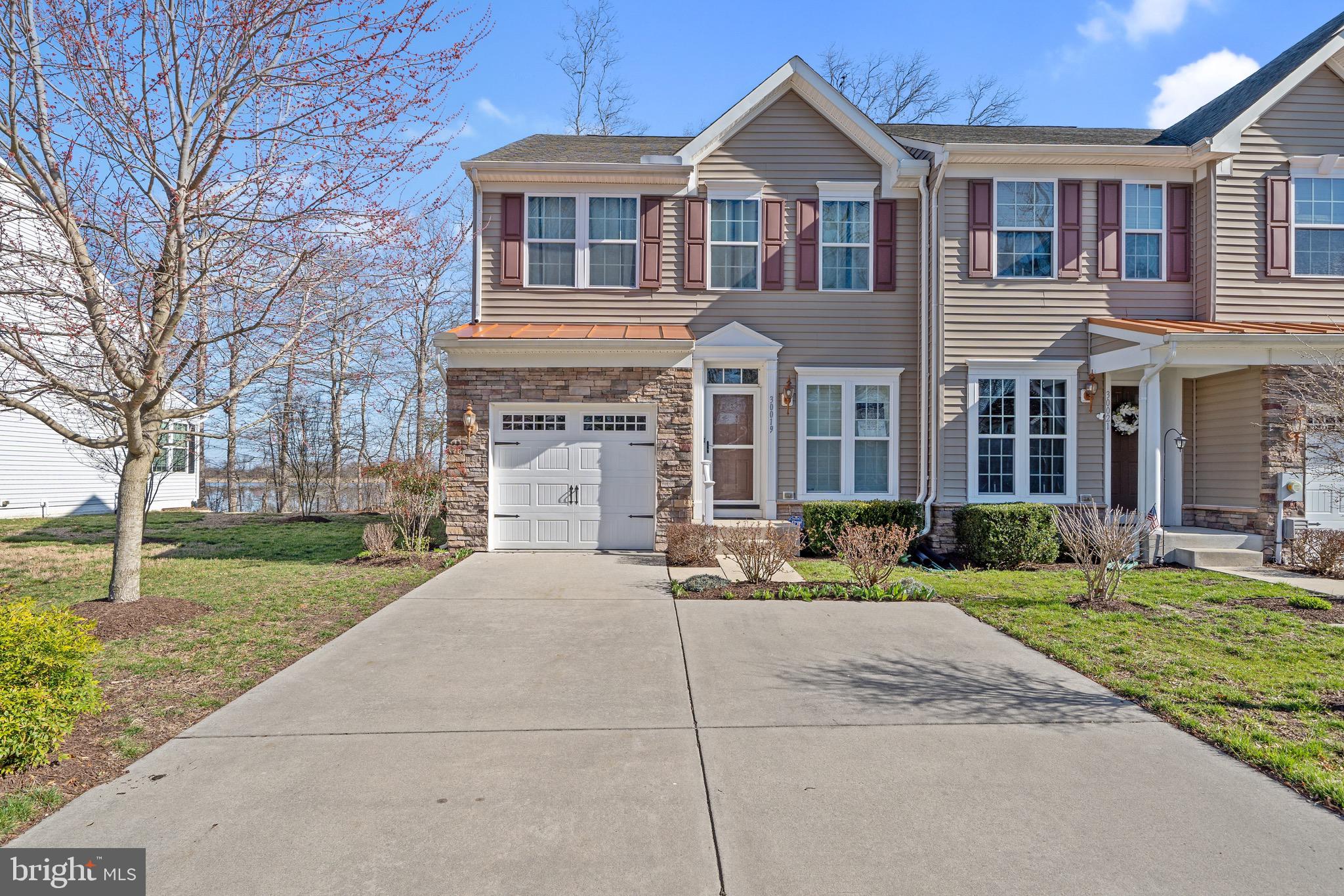 30019 Eagle Point Dr #2d