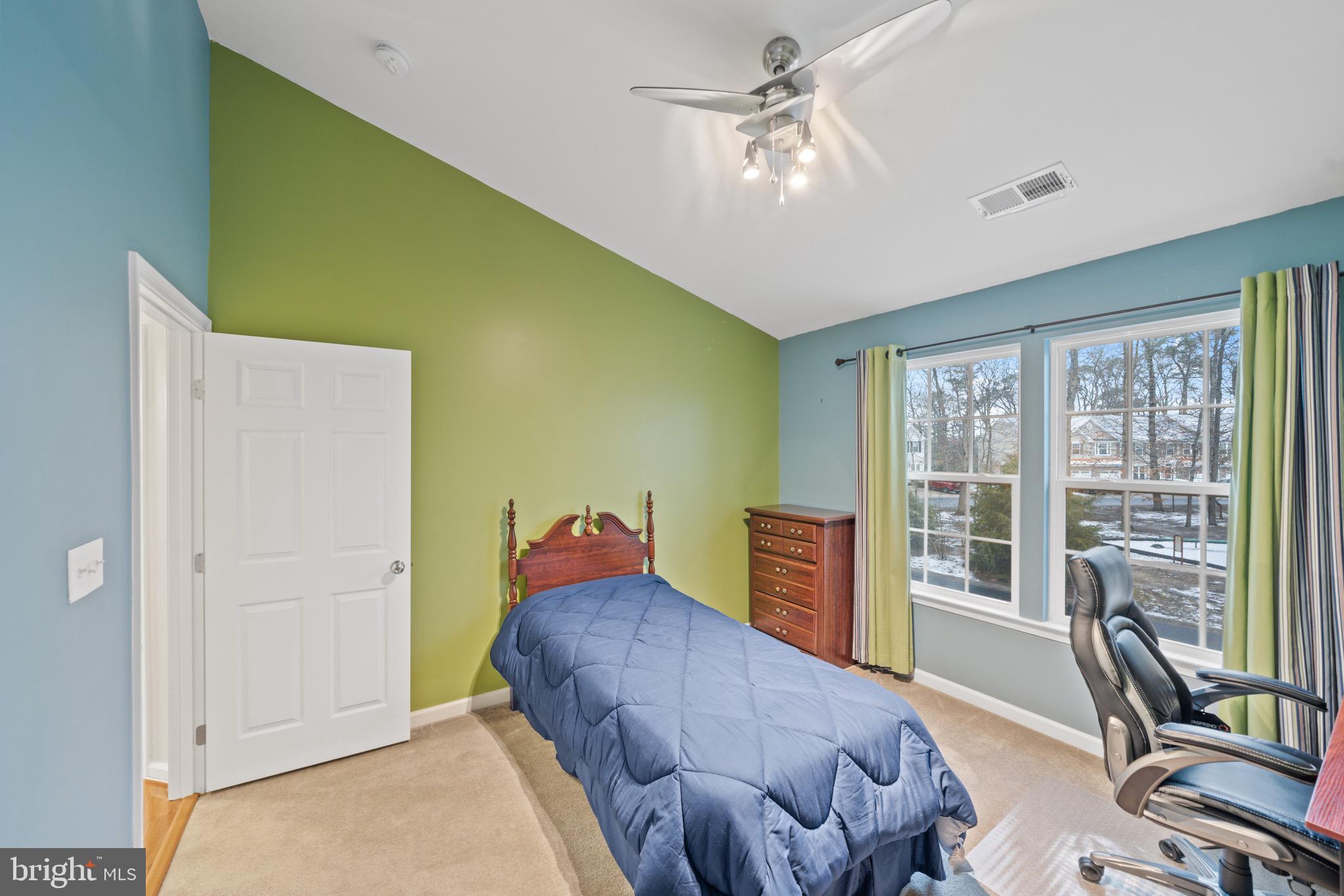 30019 Eagle Point Dr #2d