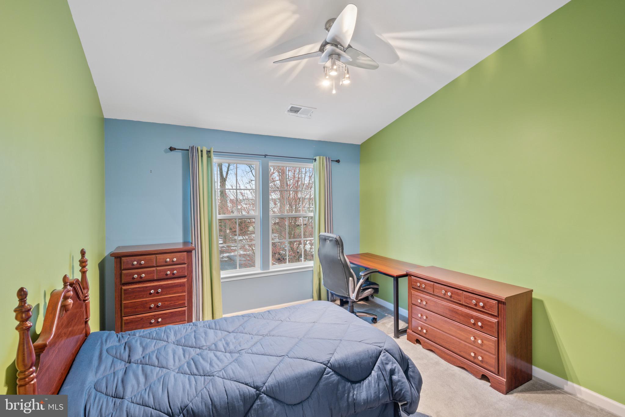 30019 Eagle Point Dr #2d