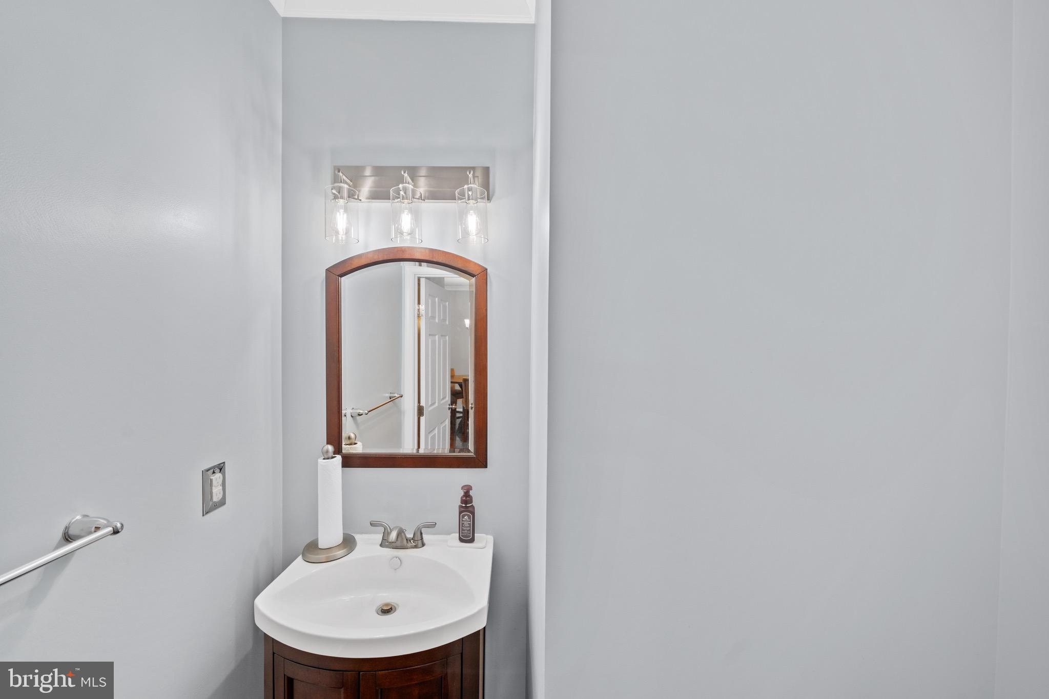 30019 Eagle Point Dr #2d