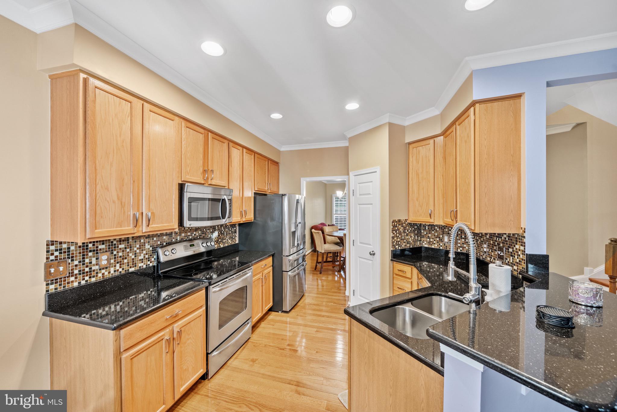 30019 Eagle Point Dr #2d