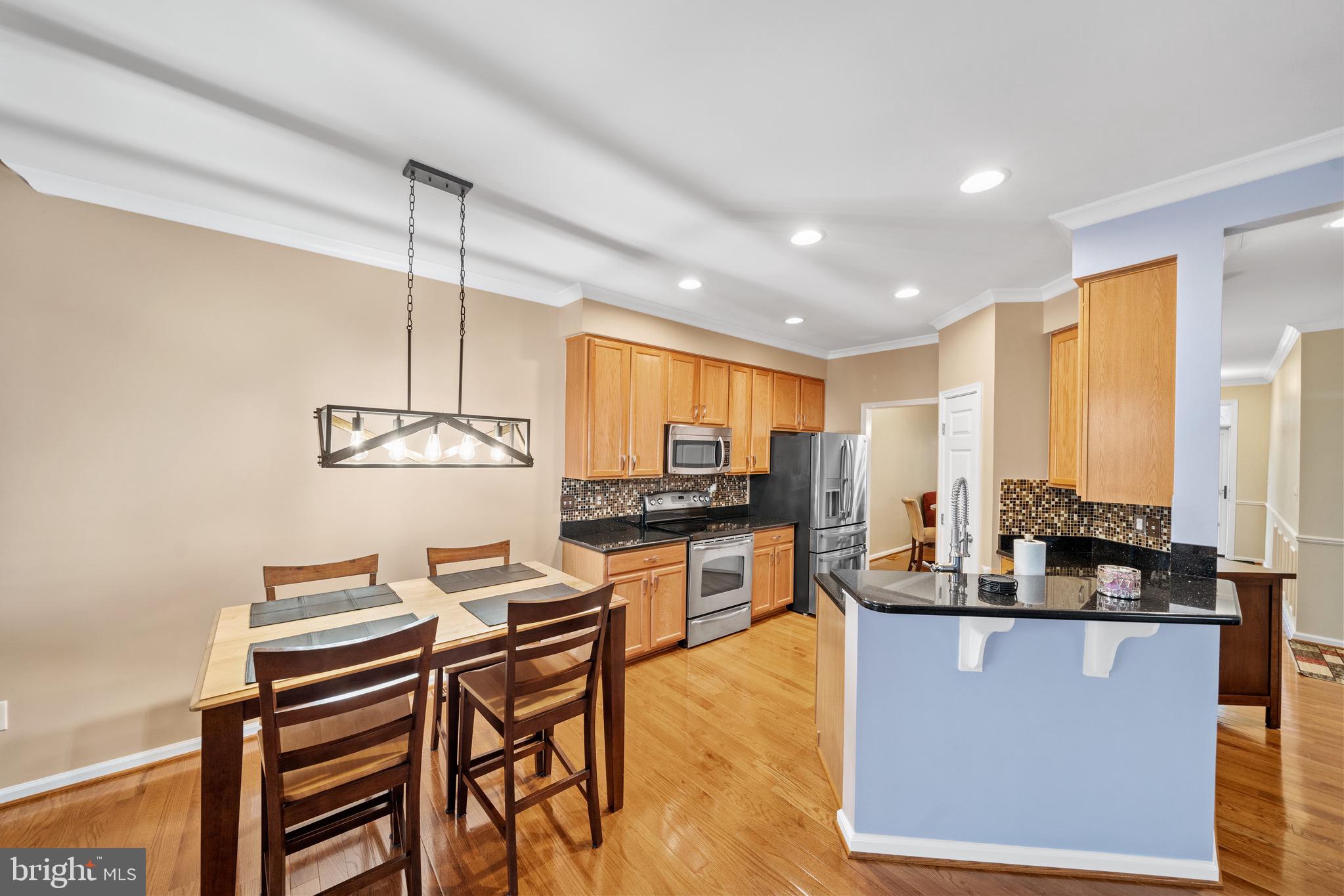 30019 Eagle Point Dr #2d