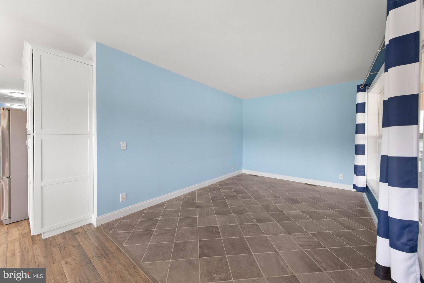 34289 River Rd #55085