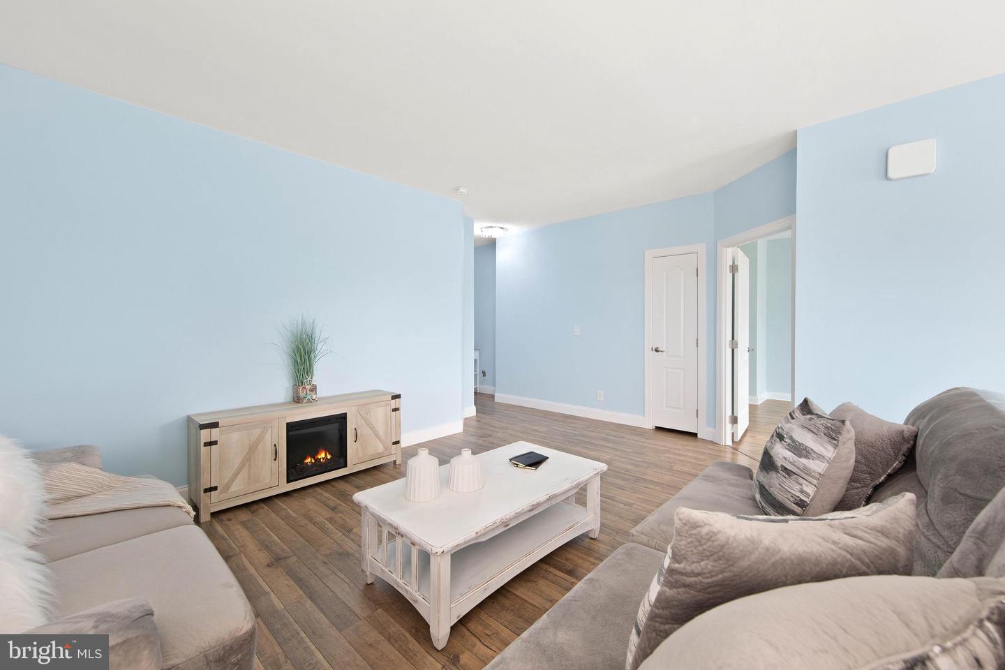 34289 River Rd #55085