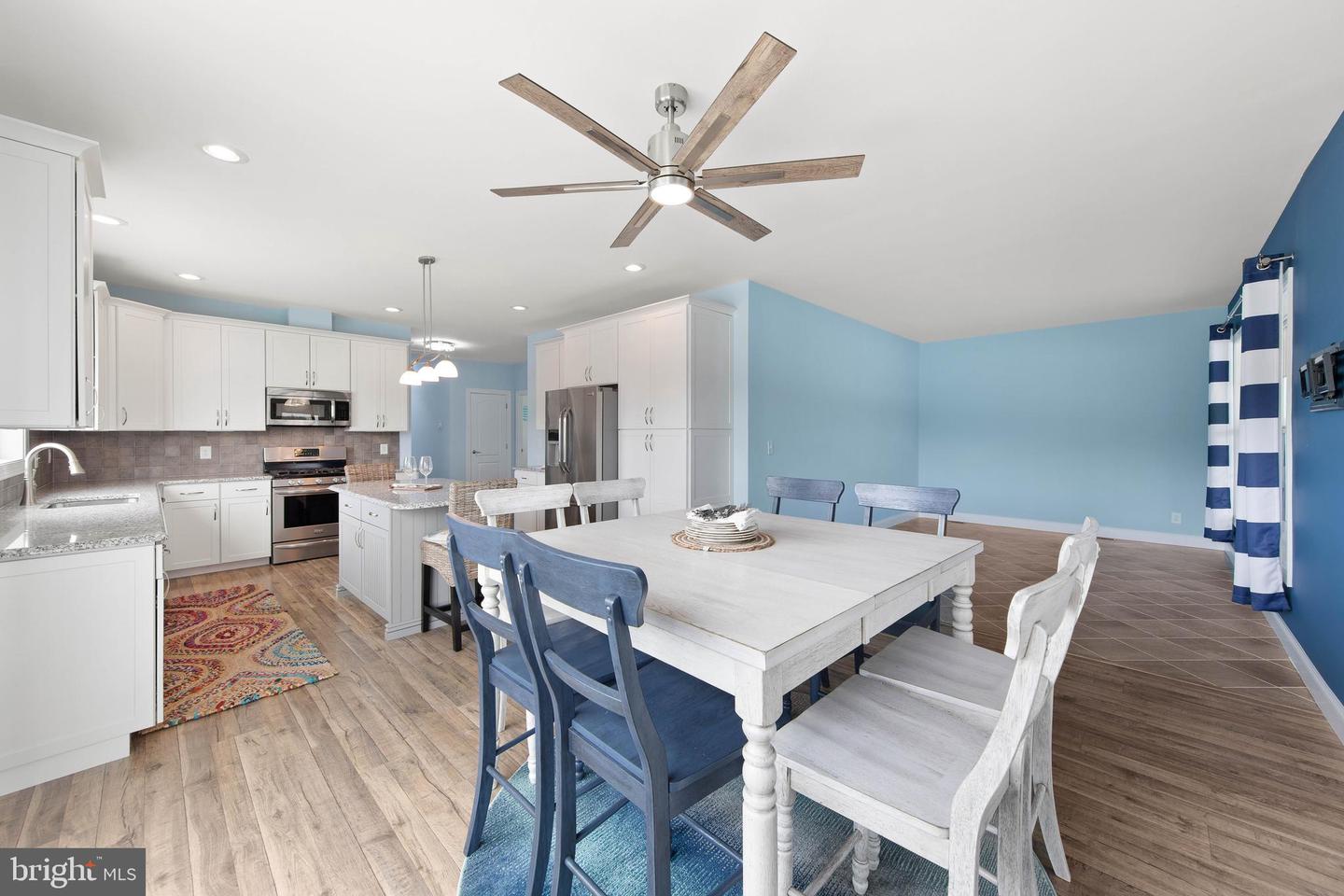 34289 River Rd #55085