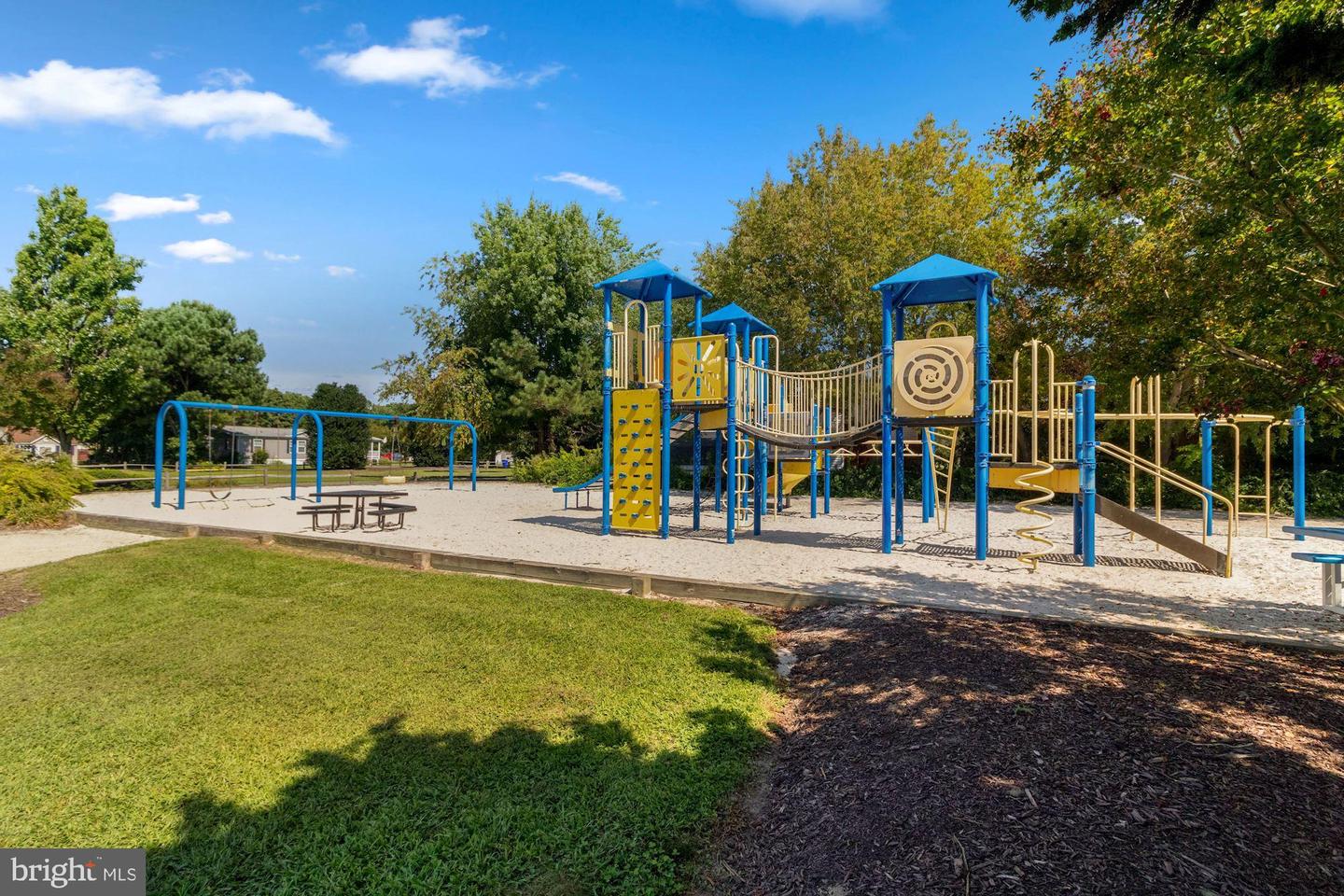 34289 River Rd #55085