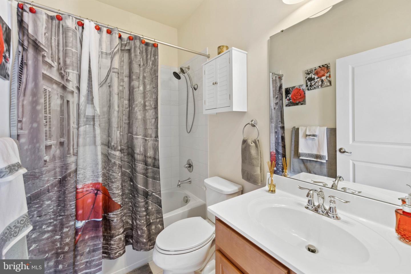 112 Alexandreas Ct #9