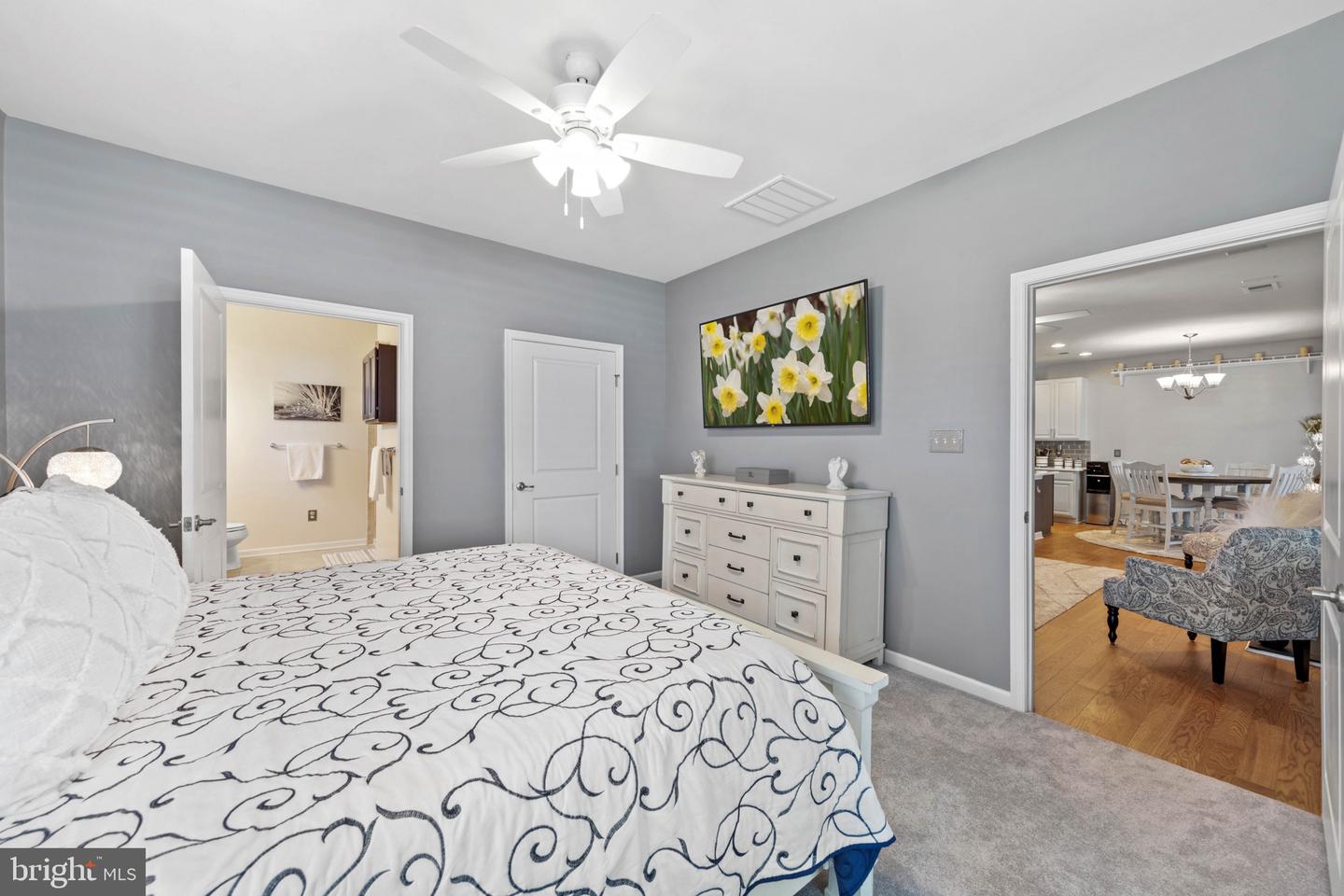 112 Alexandreas Ct #9