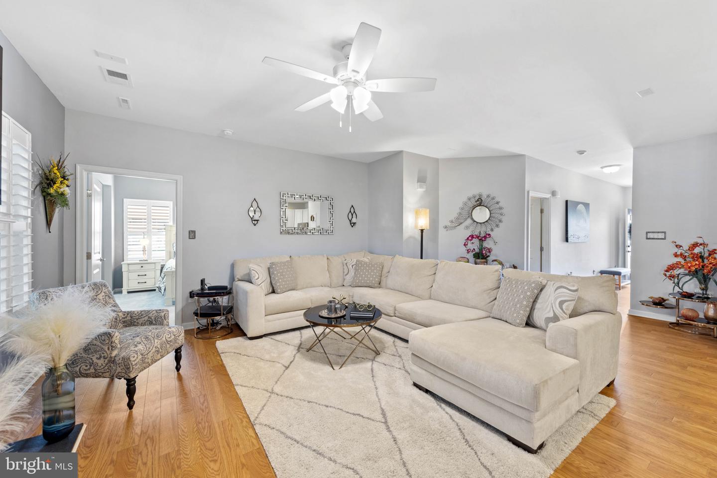 112 Alexandreas Ct #9