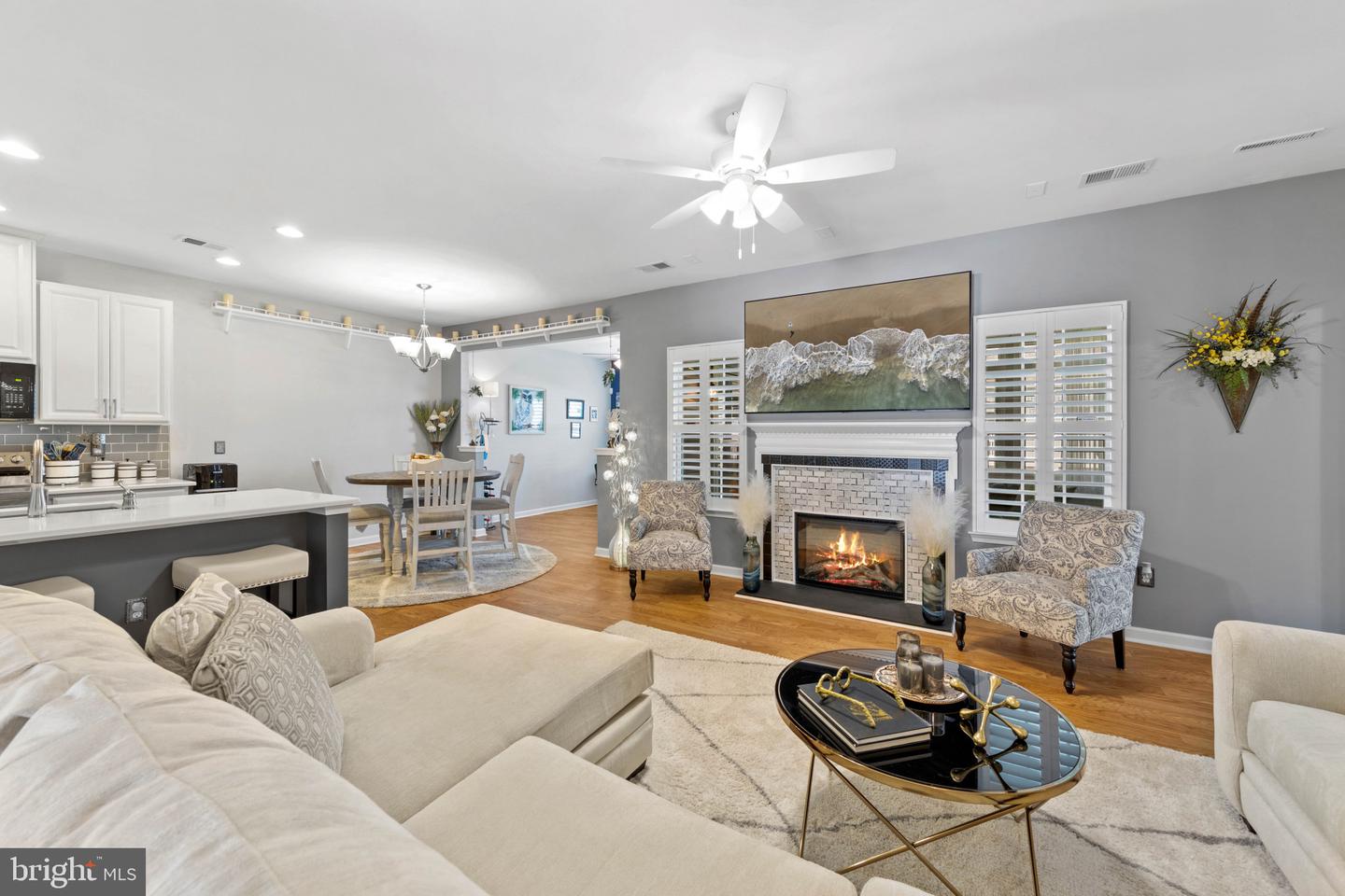 112 Alexandreas Ct #9