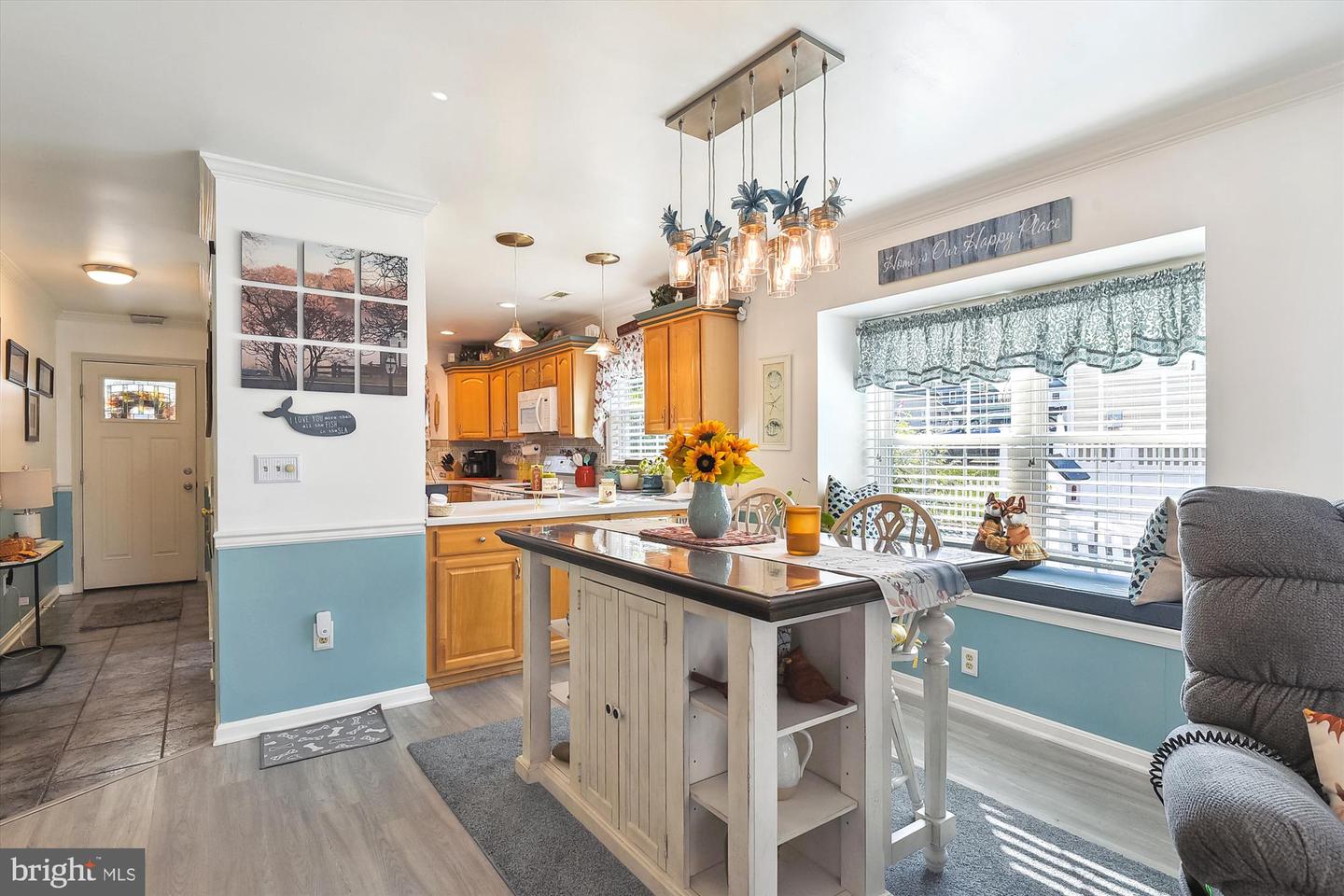 105 Governors Ave #11