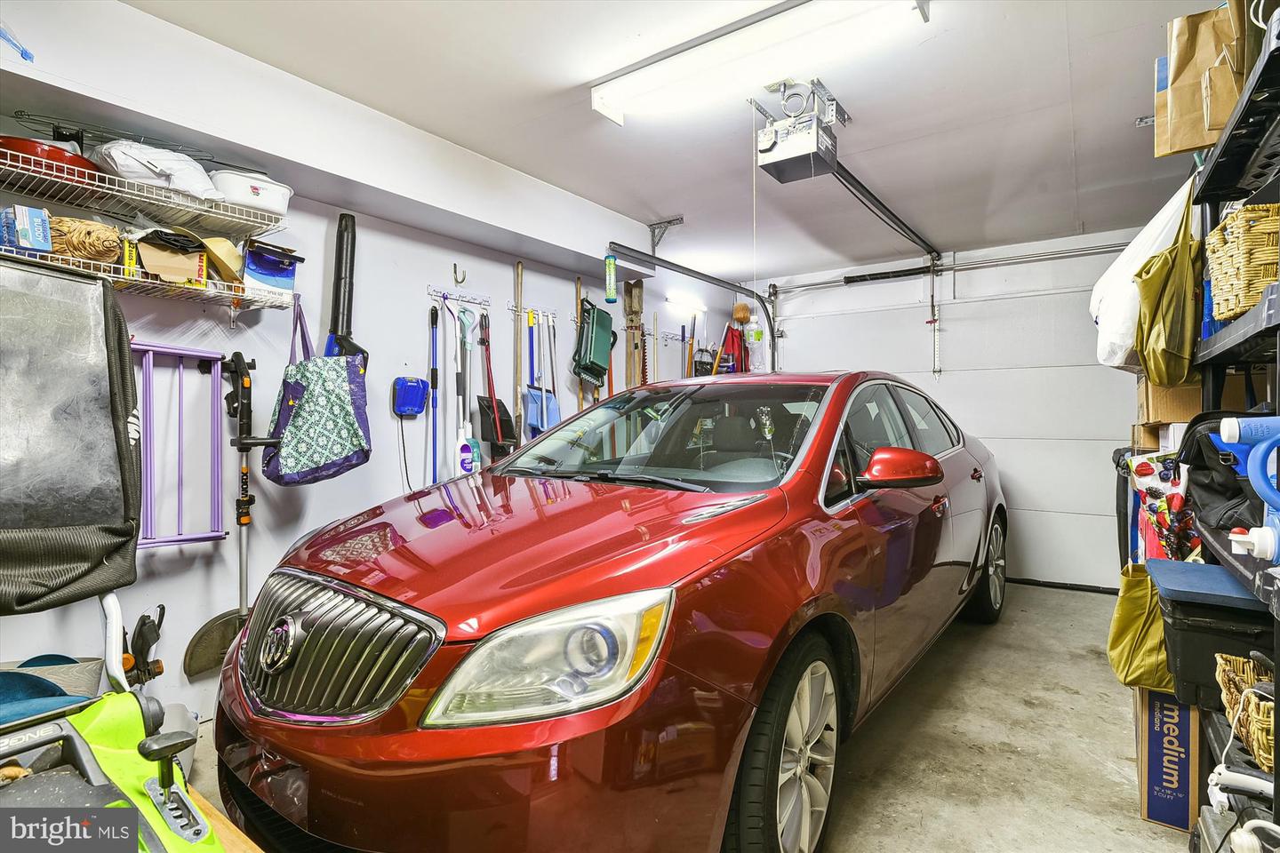 105 Governors Ave #11