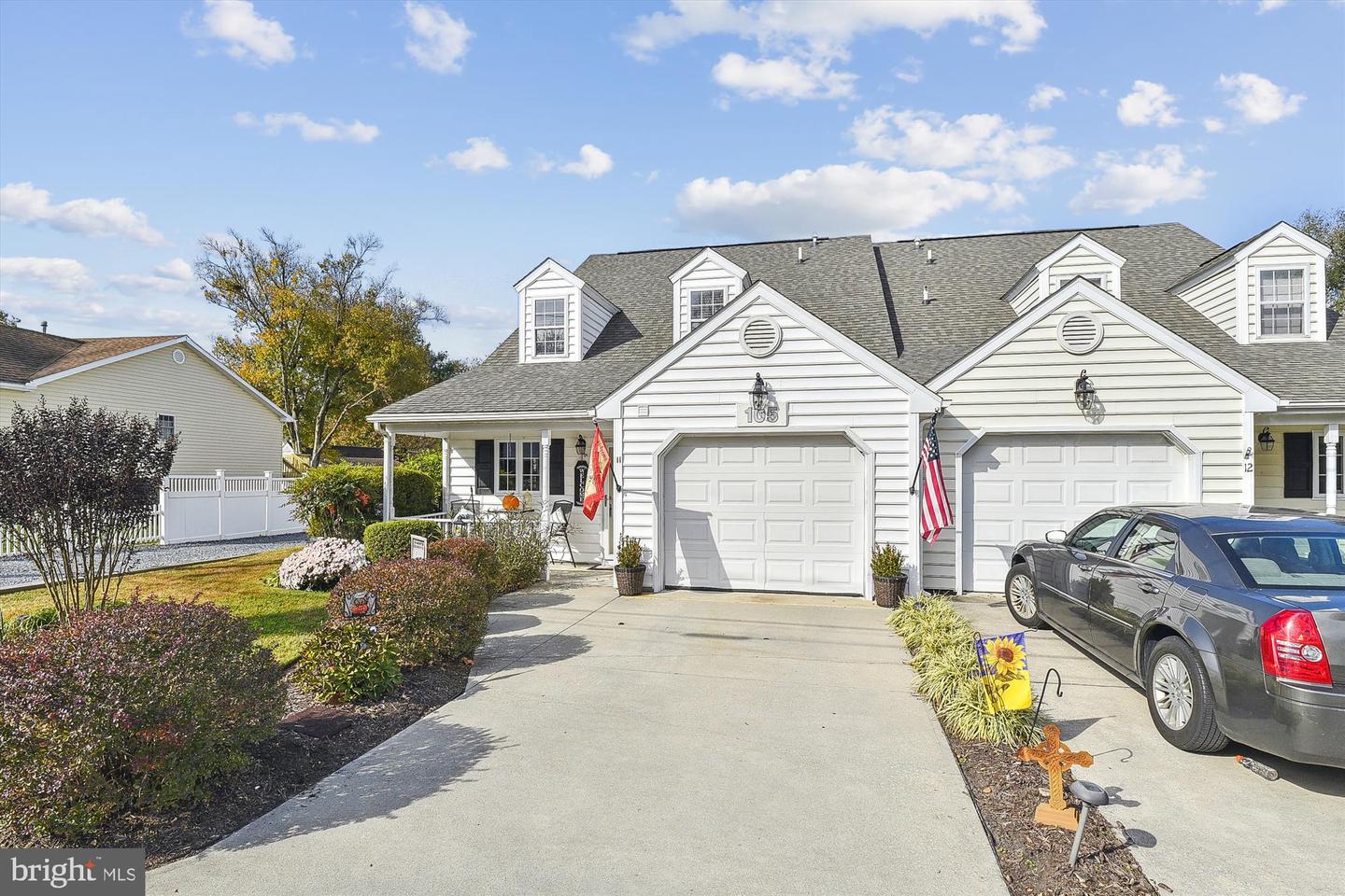 105 Governors Ave #11