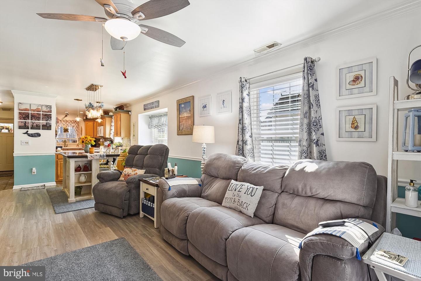 105 Governors Ave #11