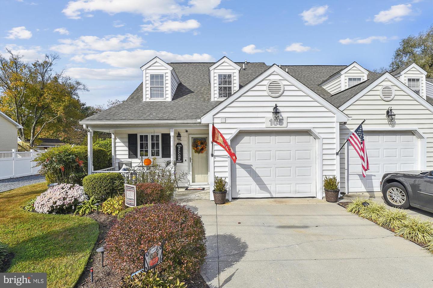 105 Governors Ave #11