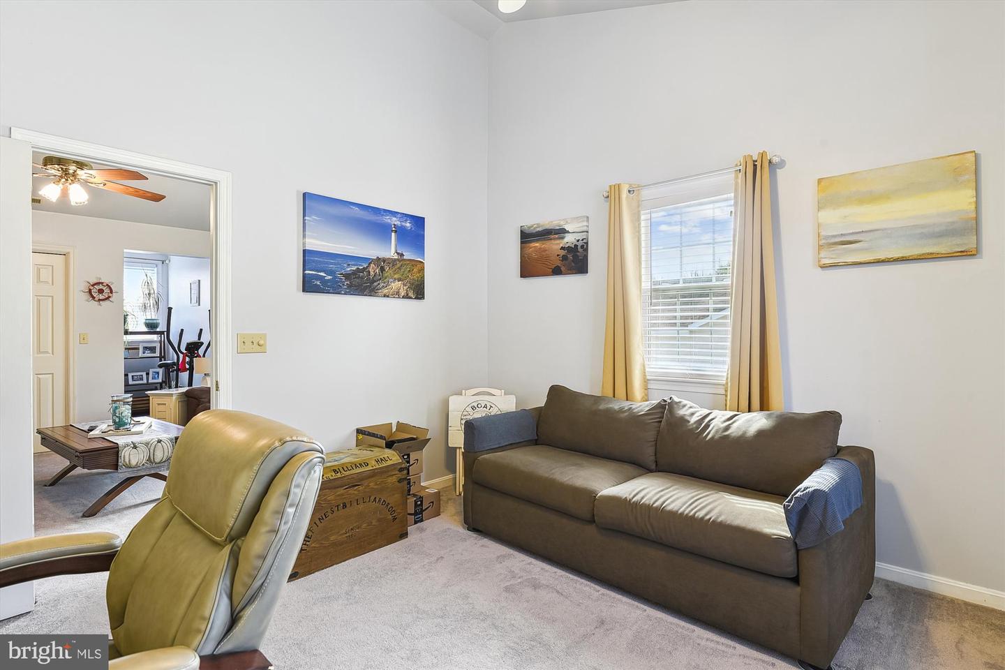 105 Governors Ave #11