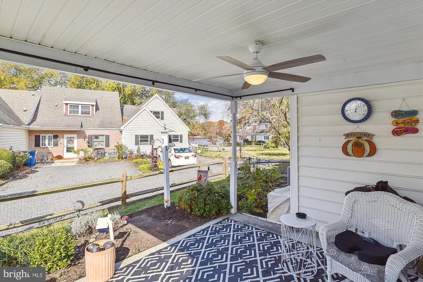 105 Governors Ave #11