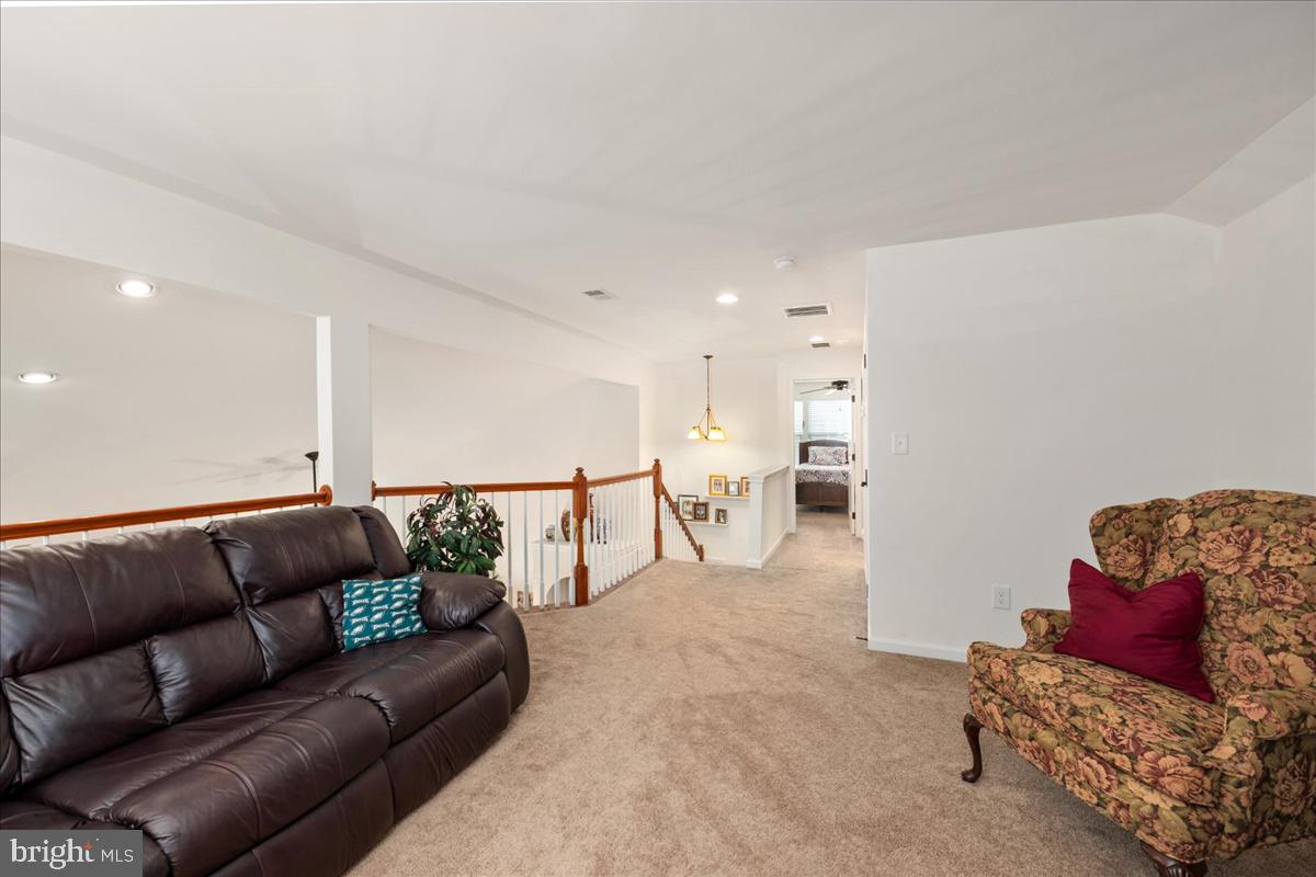 18 Whistling Duck Dr