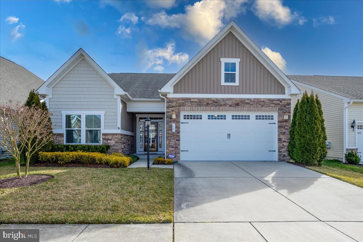 18 Whistling Duck Dr