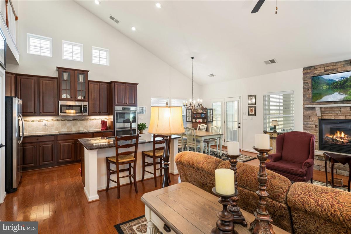 18 Whistling Duck Dr