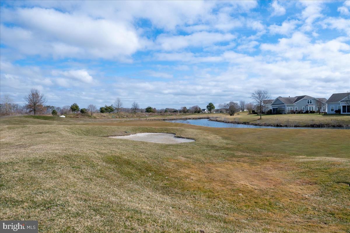 18 Whistling Duck Dr