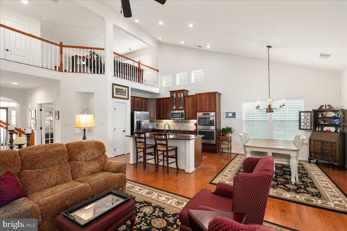 18 Whistling Duck Dr