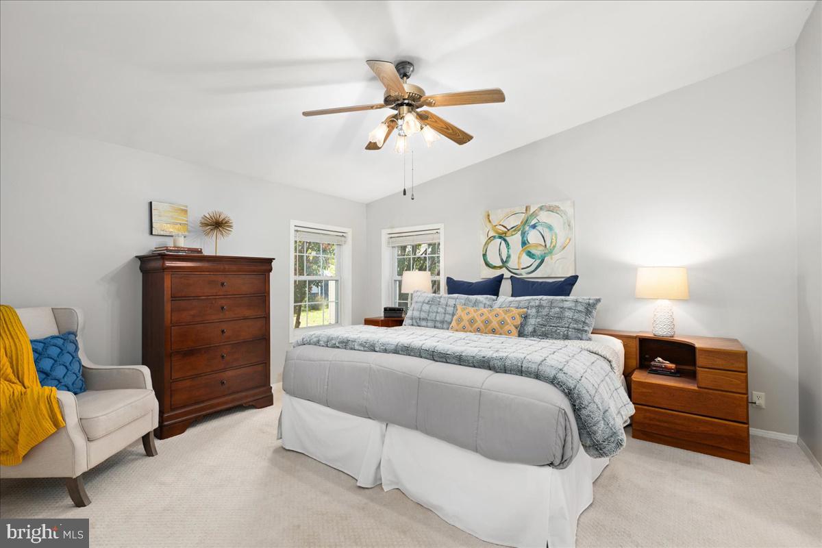 33612 Lakeshore Cir #47936