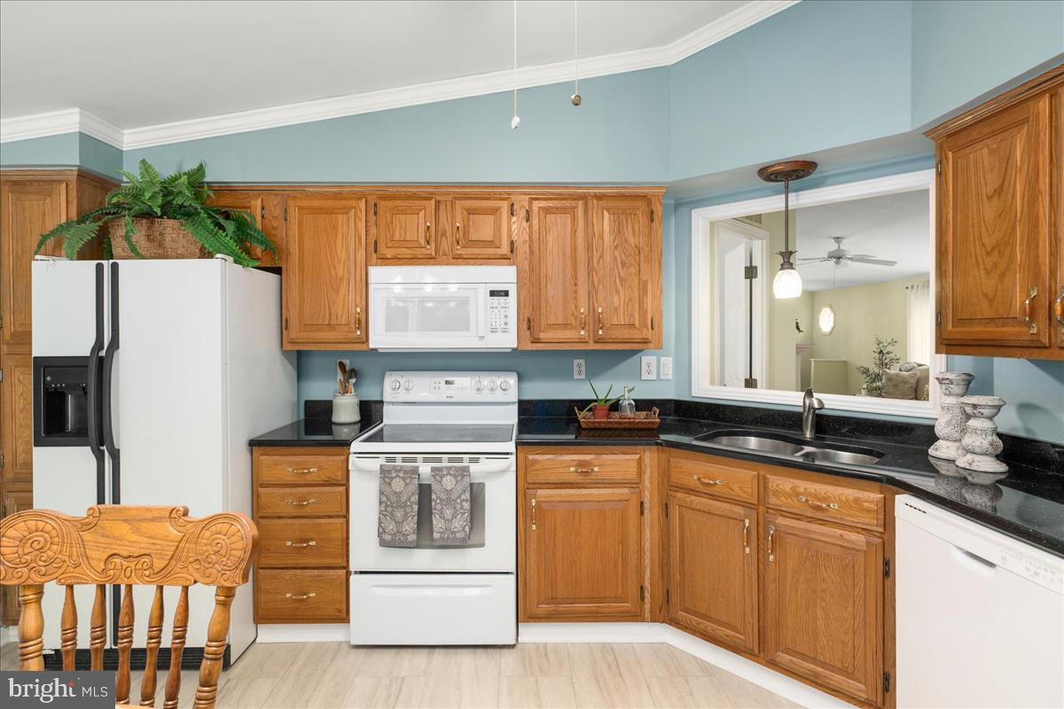 33612 Lakeshore Cir #47936