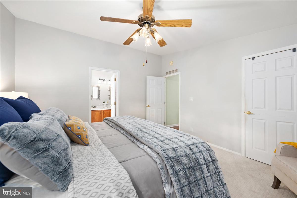 33612 Lakeshore Cir #47936