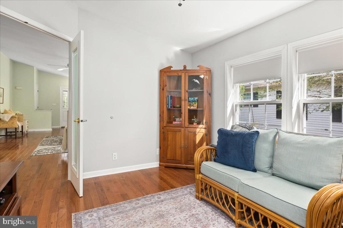 33612 Lakeshore Cir #47936