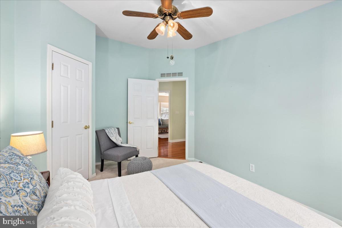 33612 Lakeshore Cir #47936