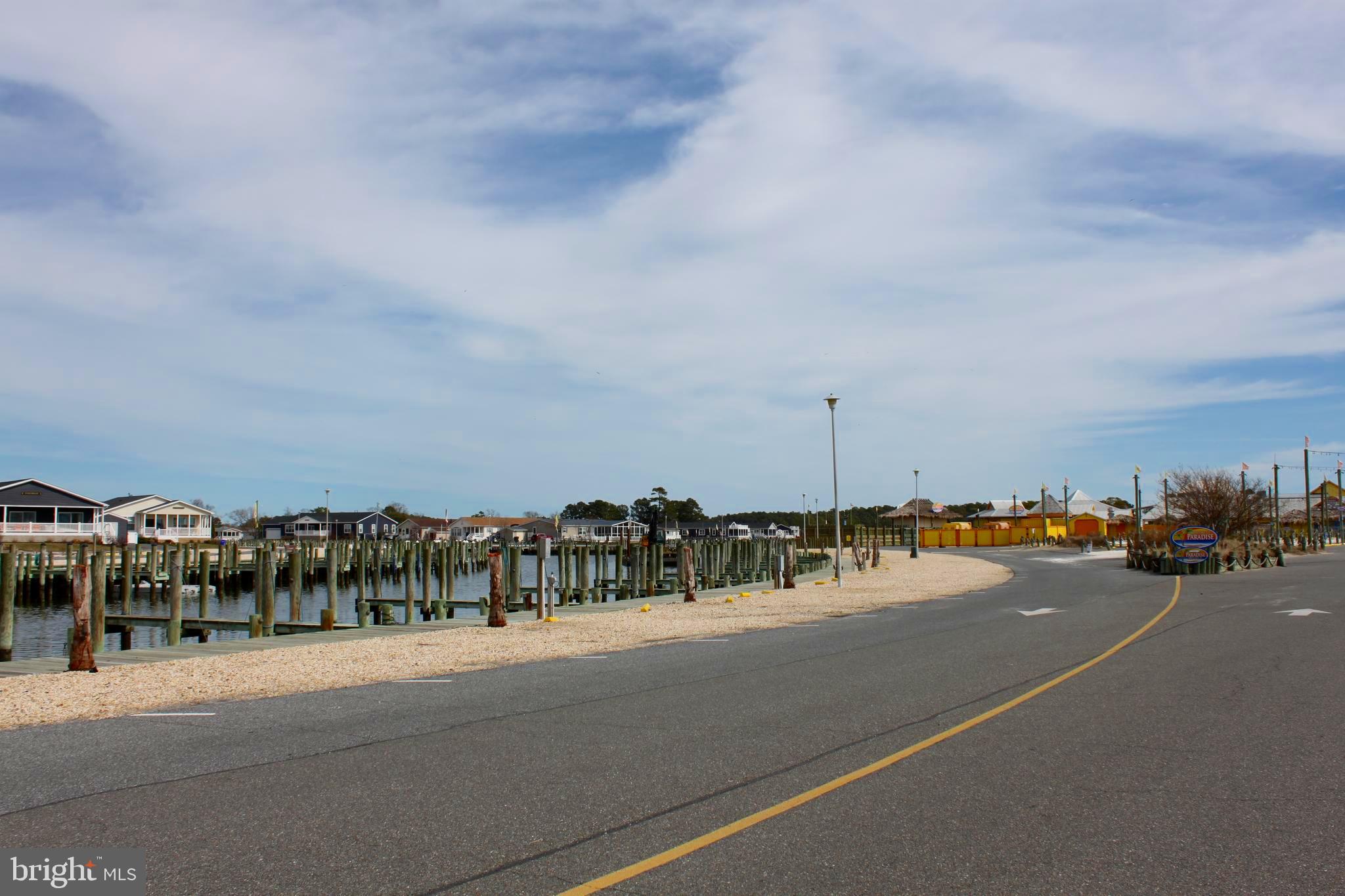 33612 Lakeshore Cir #47936