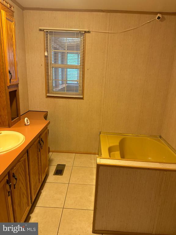27840 Crown Ct #B-6
