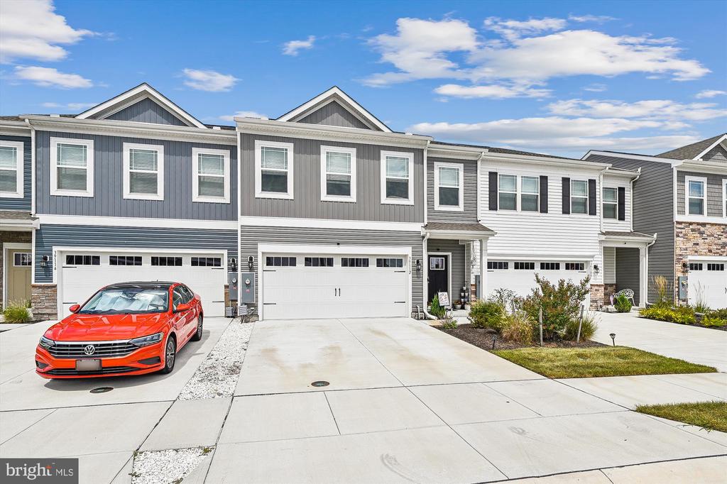 39112 Sail Away Ln