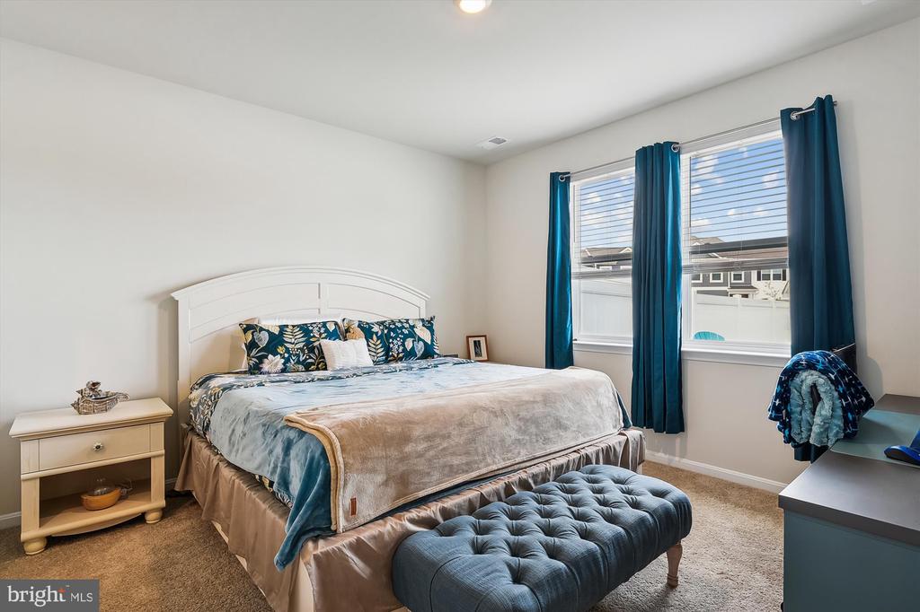 39112 Sail Away Ln