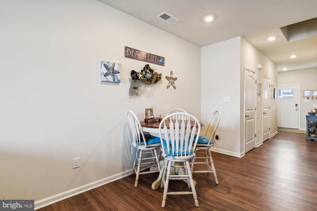 39112 Sail Away Ln