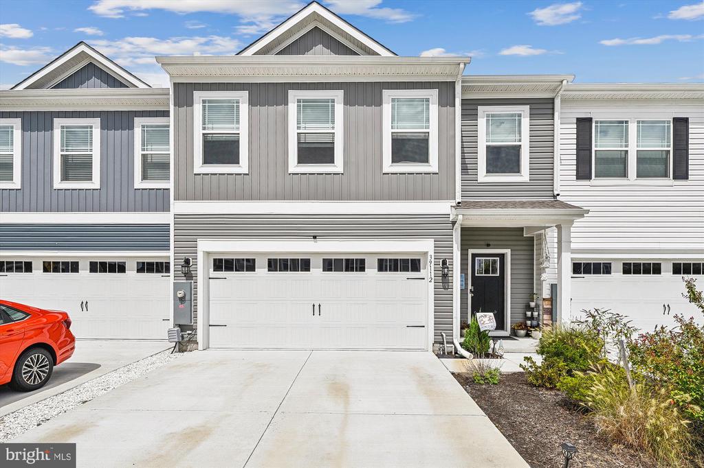 39112 Sail Away Ln