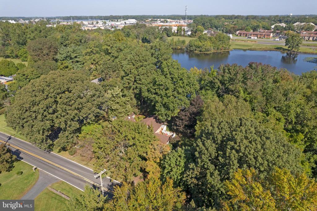 439 KINGS HIGHWAY