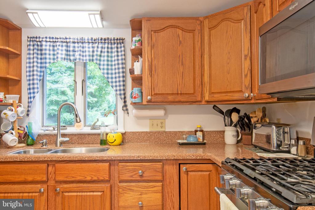 439 KINGS HIGHWAY