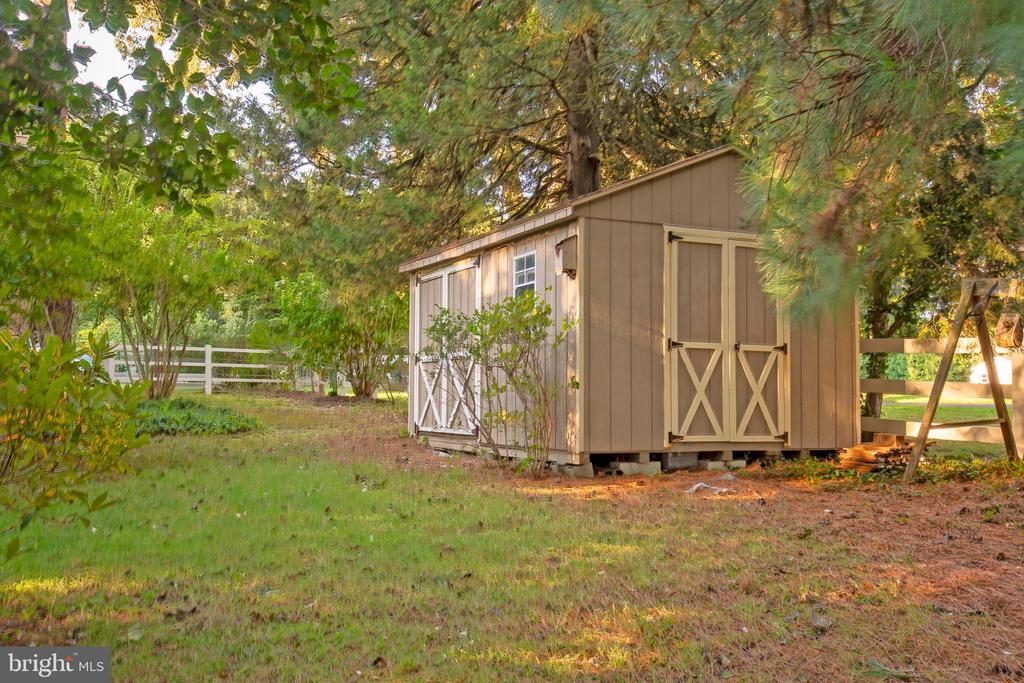 439 KINGS HIGHWAY