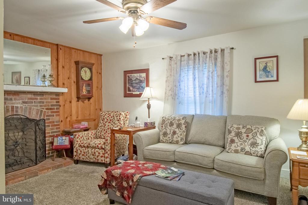 439 KINGS HIGHWAY